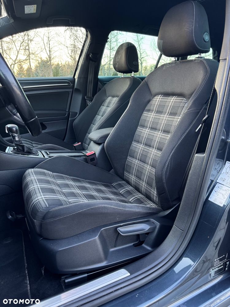 Volkswagen Golf GTD (BlueMotion Technology) DSG - 11