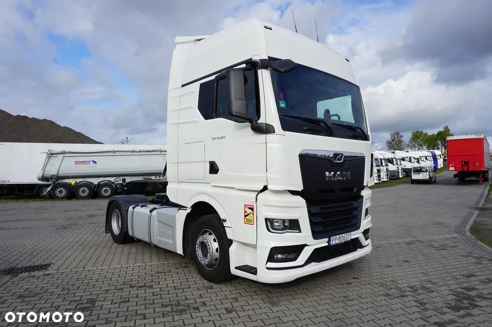 MAN TGX 18.520 4x2 BLS RETARDER ACC KLIMA POSTOJOWA * 142 000 KM *