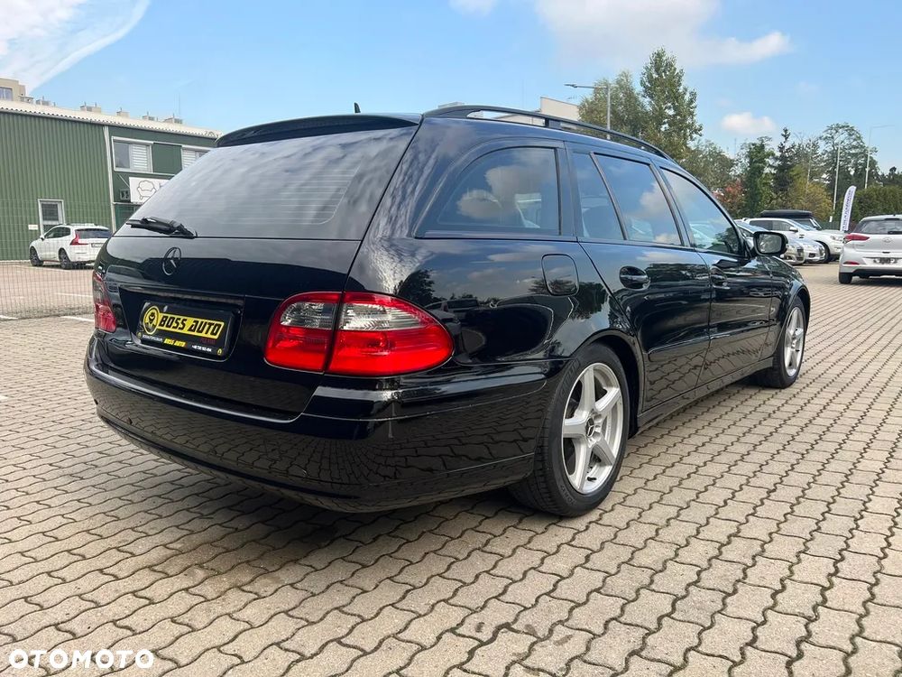 Mercedes-Benz Klasa E - 9