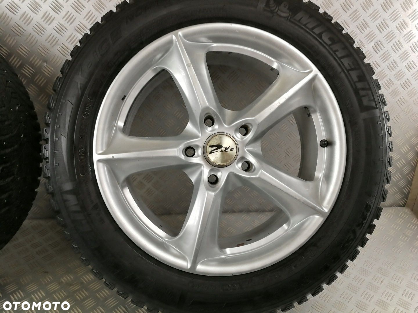 225/55R17 koła felgi aluminiowe ZITO 17X7,5 5X120 17" ET45 VW T5 LIFT T6 - 14