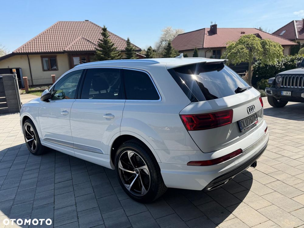 Audi Q7 - 3