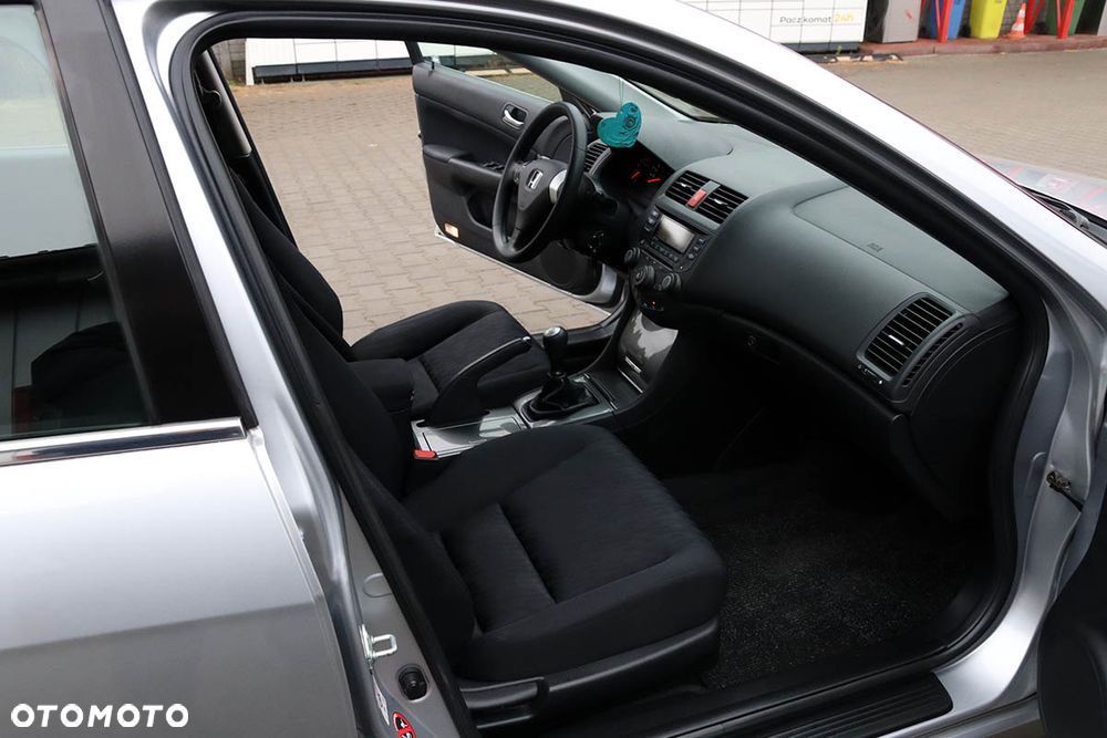 Honda Accord 2.0 i Executive - 20