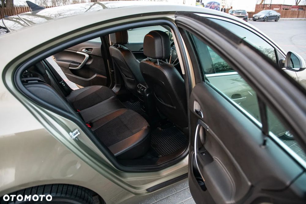 Opel Insignia 2.0 CDTI Cosmo - 12