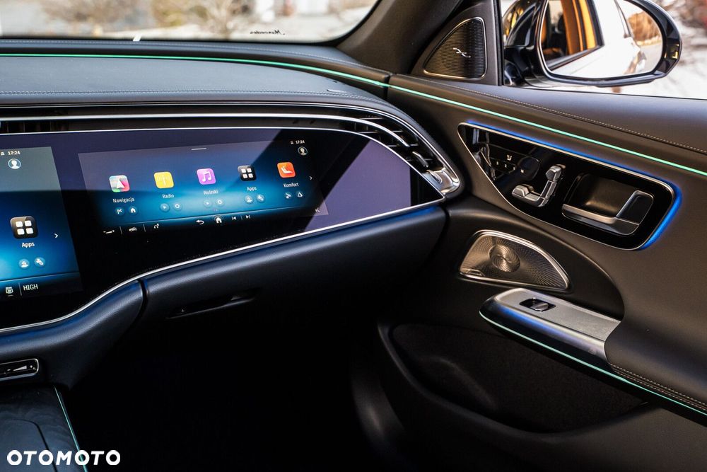 Mercedes-Benz Klasa E - 21