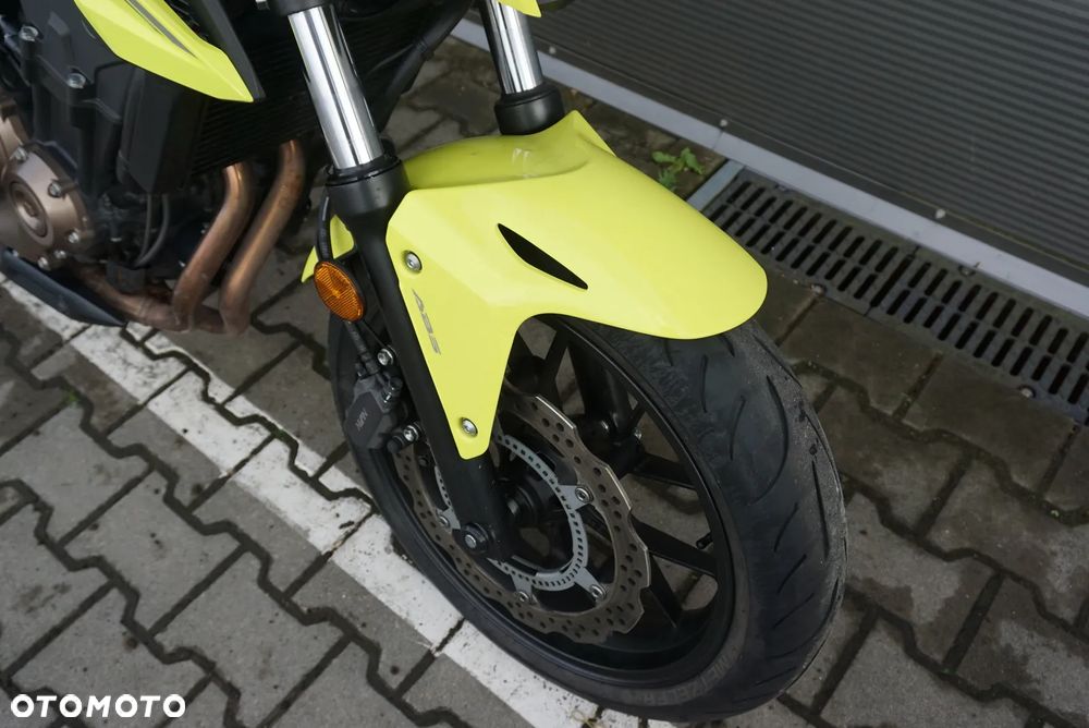 Honda CB - 10