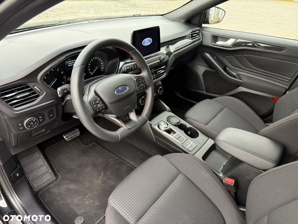Ford Focus - 21