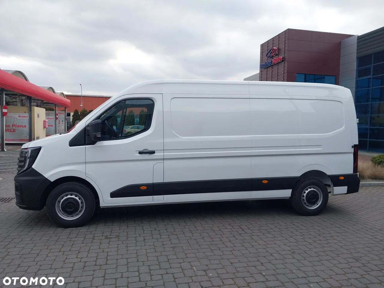 Nissan Interstar L3H2 - 2