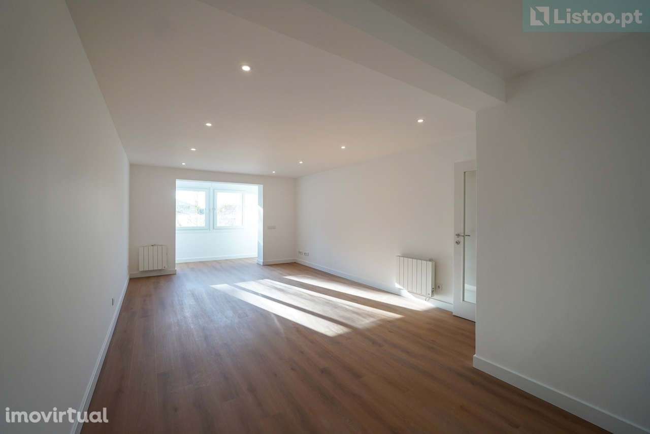 Apartamento T2 remodelado na Quinta da Bicuda - Grande imagem: 4/45