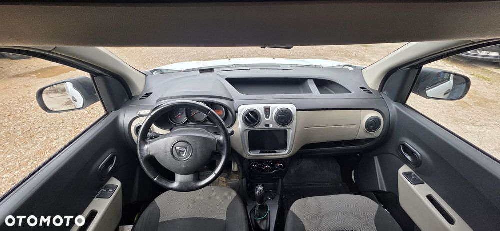 Dacia Dokker 1.6 Laureate - 11