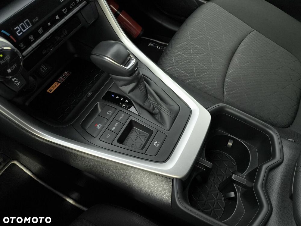 Toyota RAV4 - 17