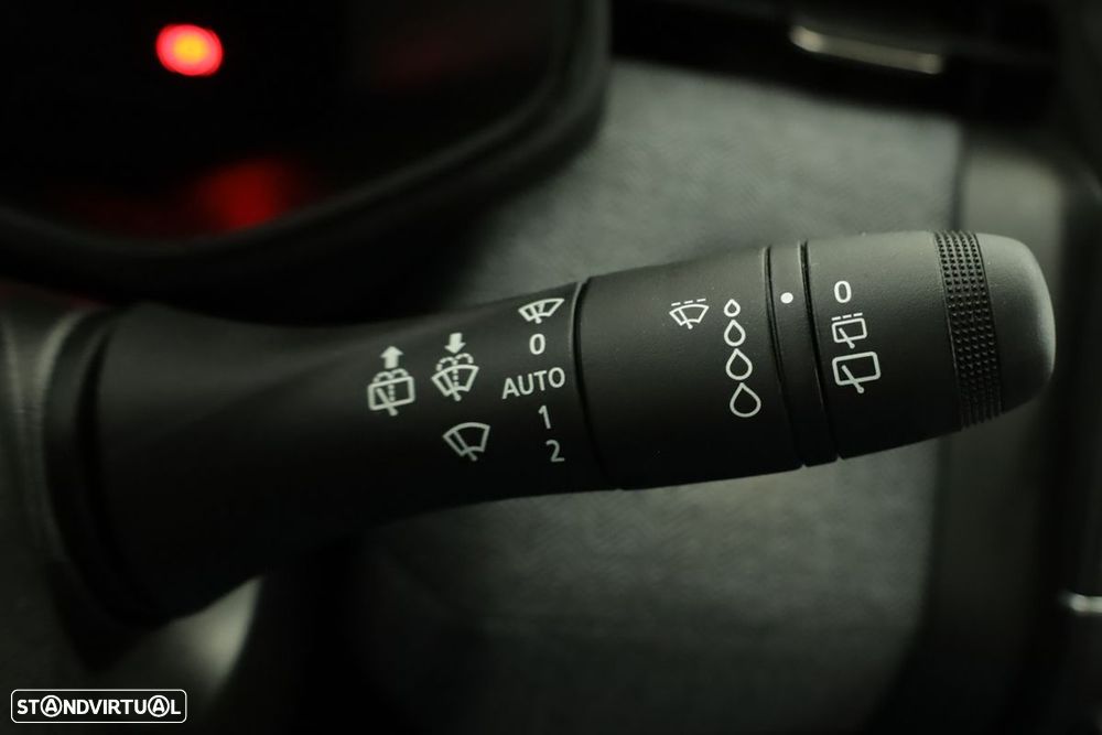 Renault Clio 1.0 TCe Techno Bi-Fuel - 17
