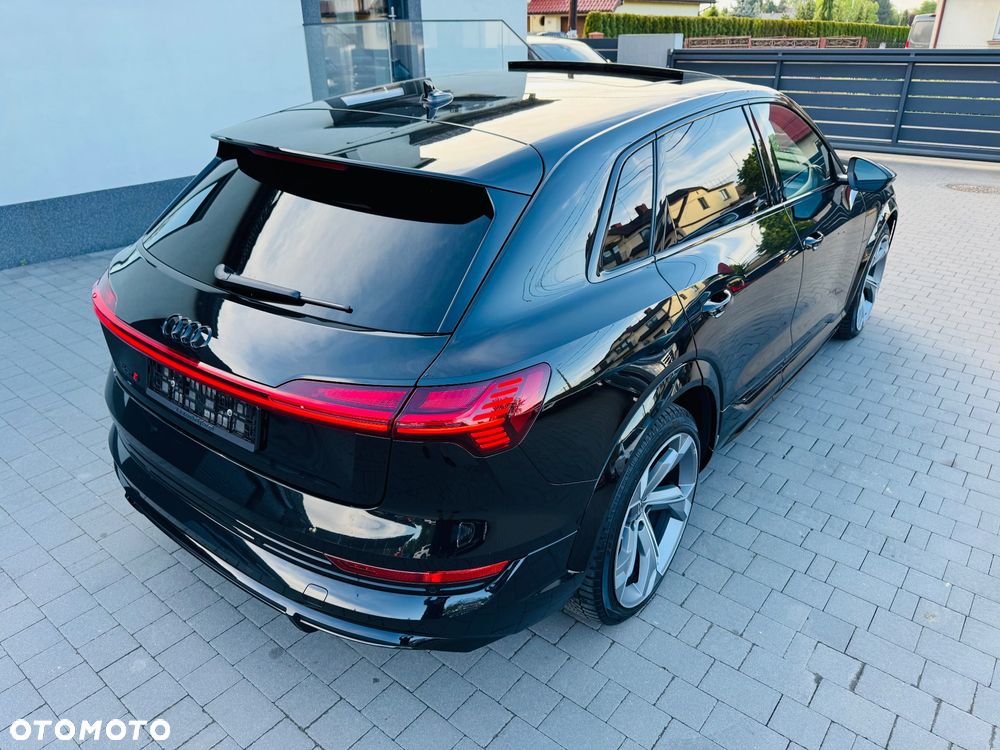 Audi e-tron S Quattro - 7