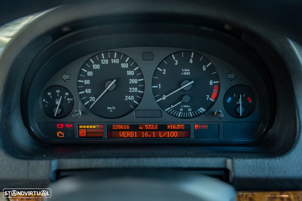 BMW X5 4.4 i Edition Exclusive - 18