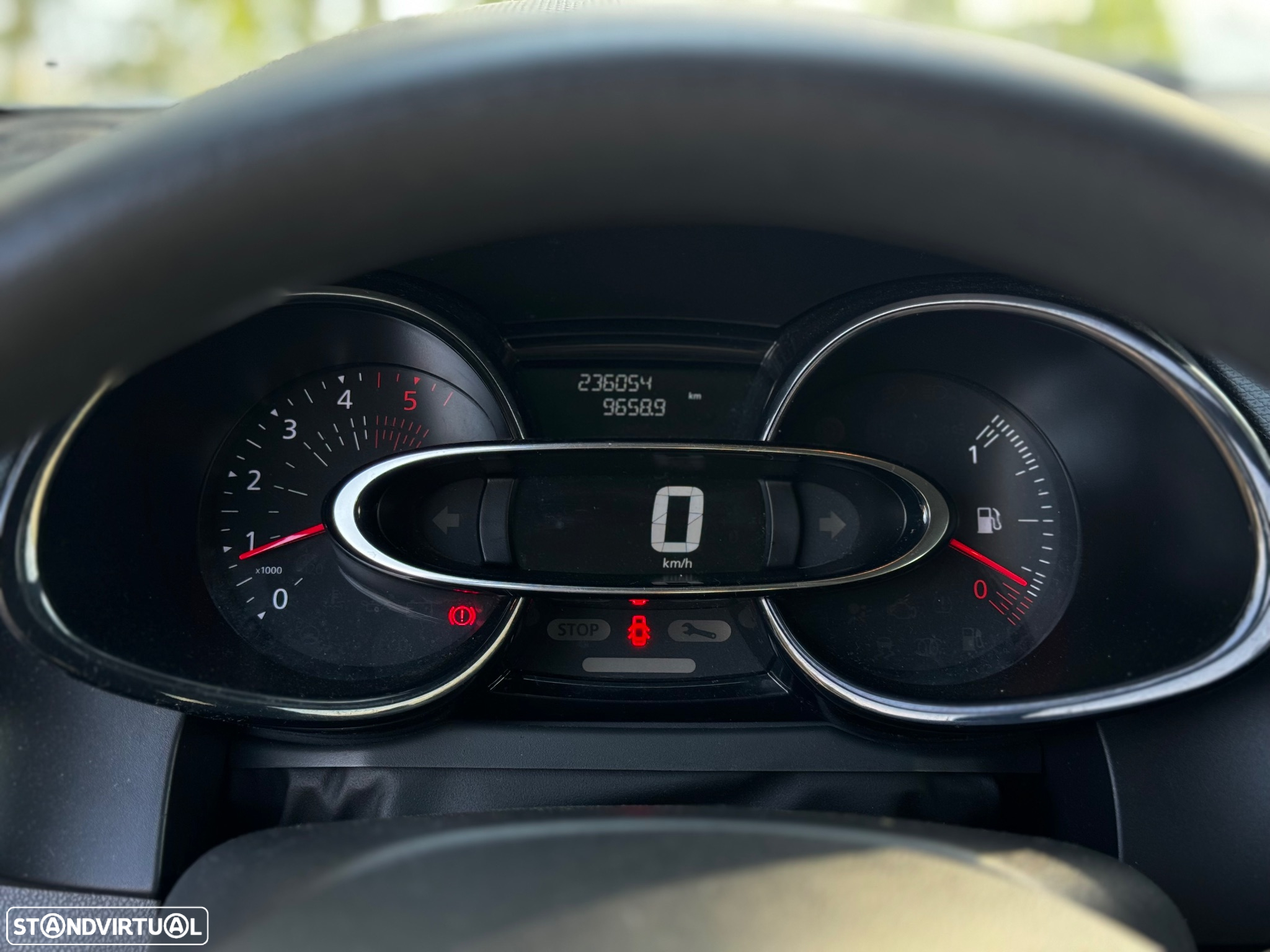 Renault Clio 1.5 dCi Zen - 14