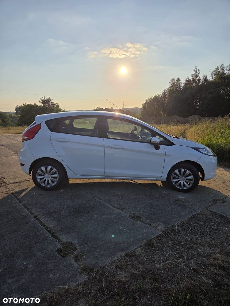 Ford Fiesta 1.25 Viva - 2