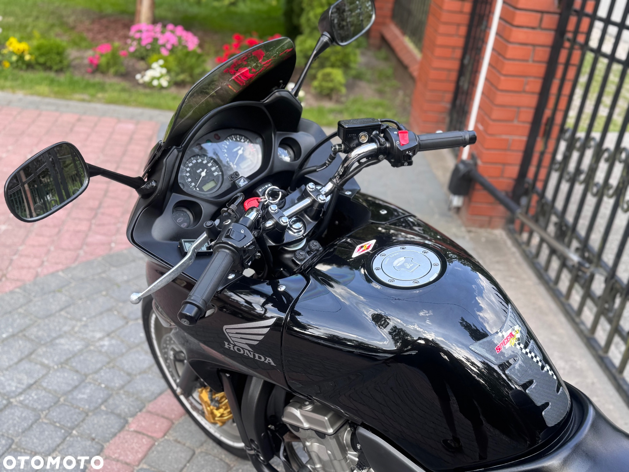 Honda CBF - 15