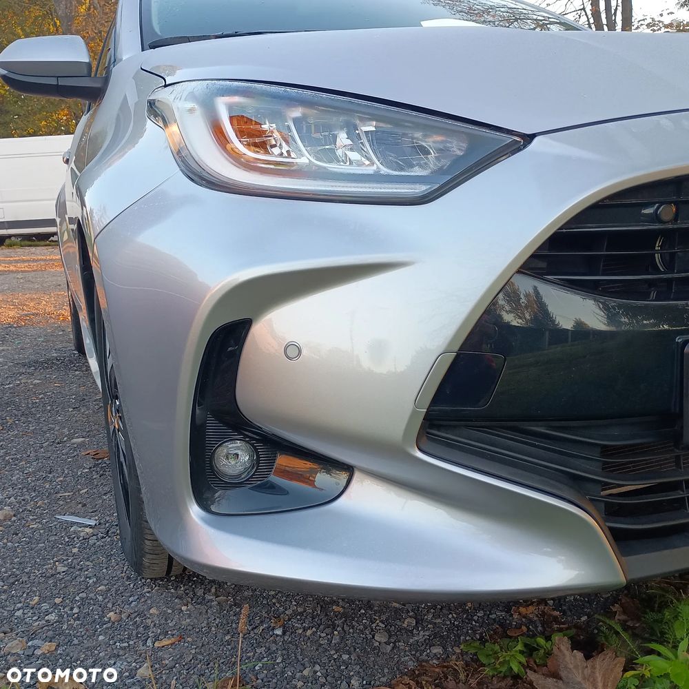 Toyota Yaris Hybrid 1.5 Style - 18