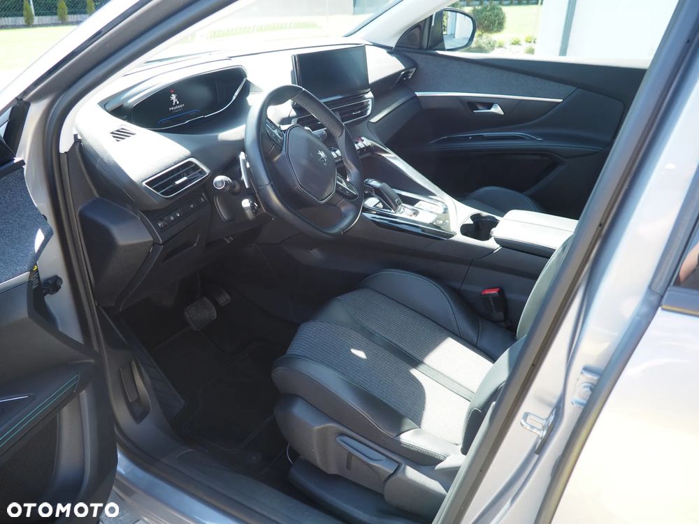 Peugeot 5008 1.5 BlueHDi Allure Pack S&S EAT8 - 25