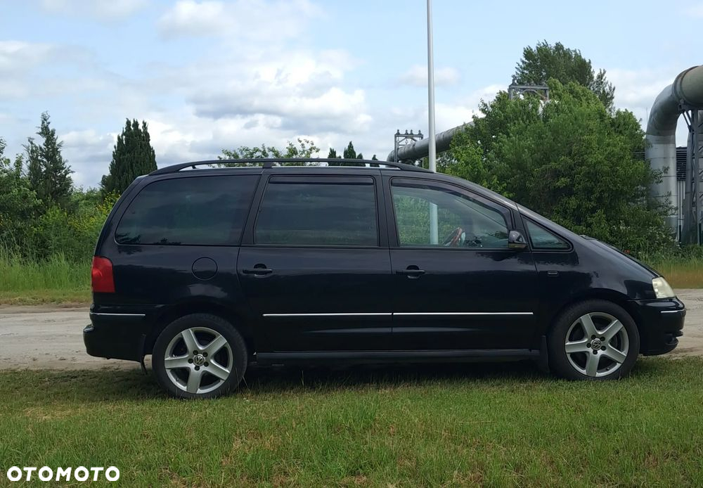 Volkswagen Sharan 1.9 TDI Special - 2