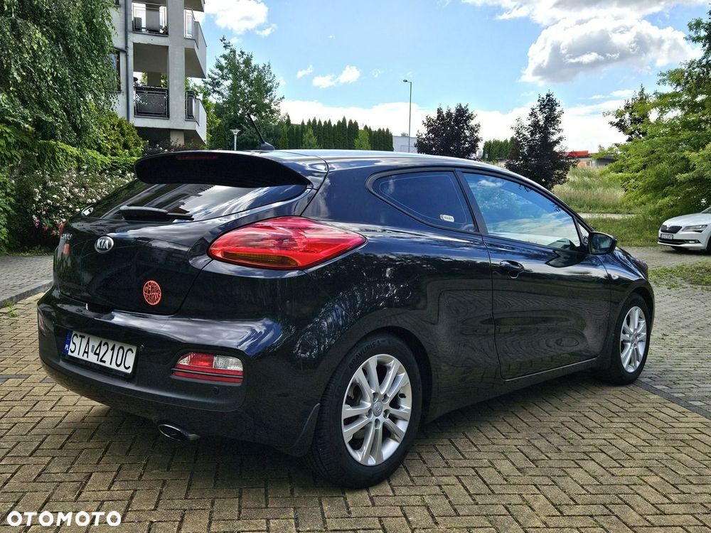 Kia Ceed - 6