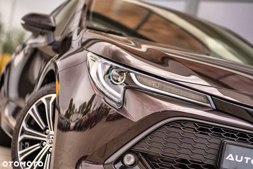 Toyota Corolla - 13