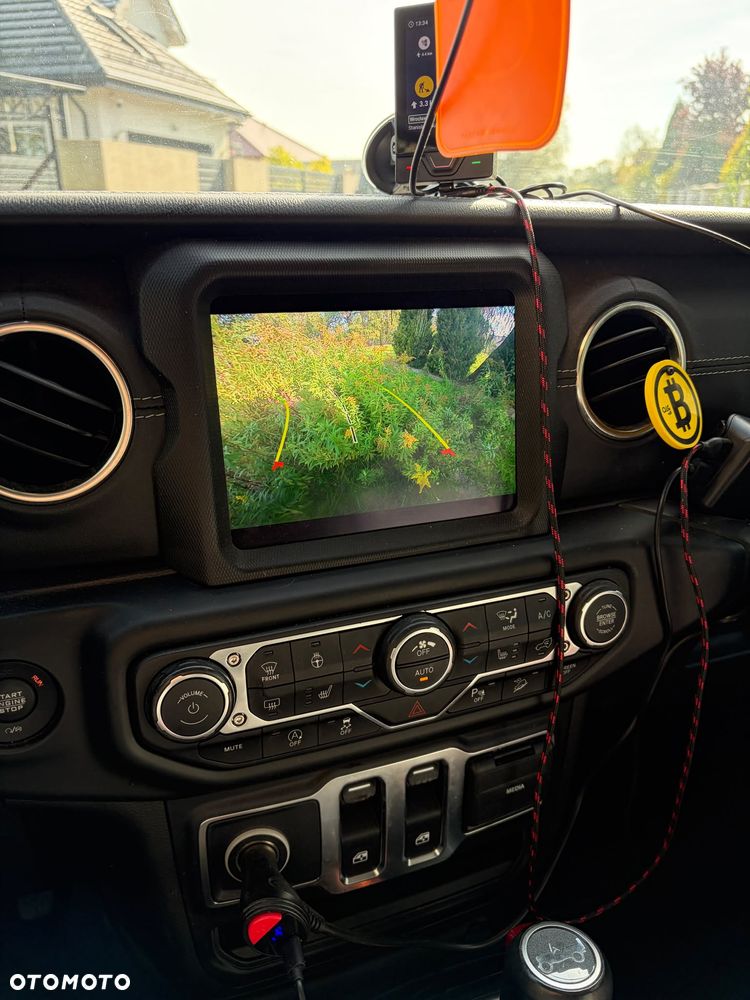 Jeep Wrangler - 4