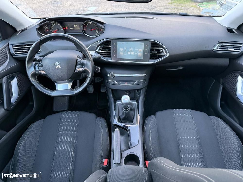 Peugeot 308 1.6 BlueHDi Allure - 26