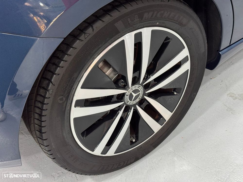 Mercedes-Benz A 180 d Style Plus - 44