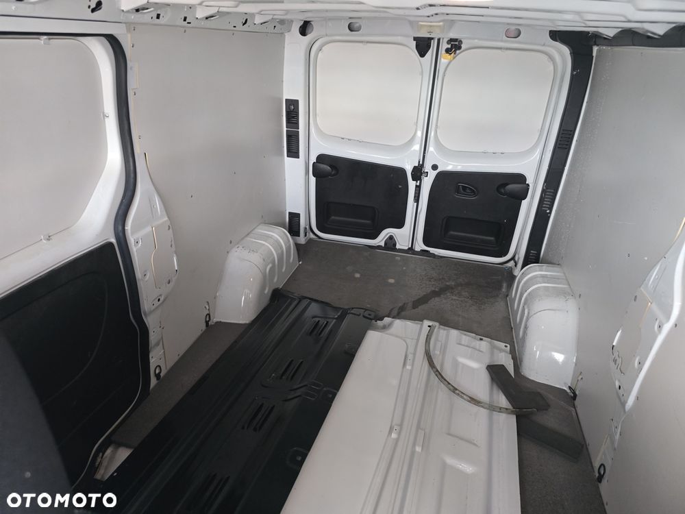 Opel Vivaro L2H1 2,9t Edition - 25
