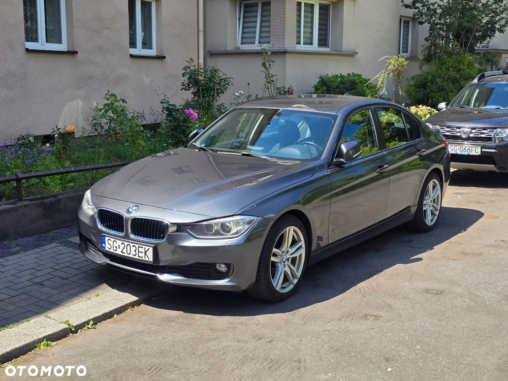 BMW Seria 3 318d DPF - 1