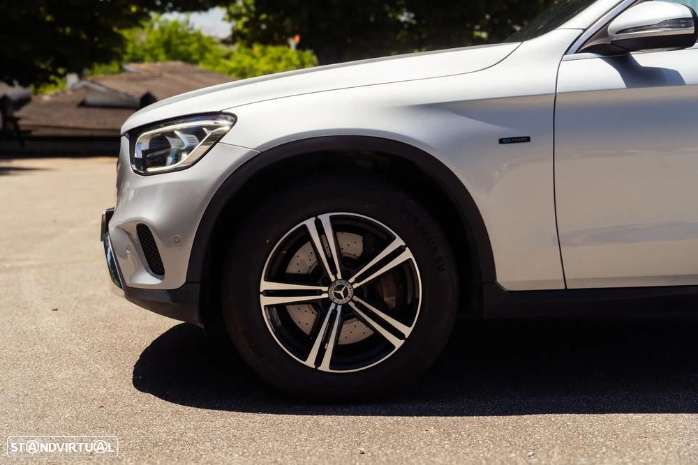 Mercedes-Benz GLC 300 e Coupe 4Matic - 42