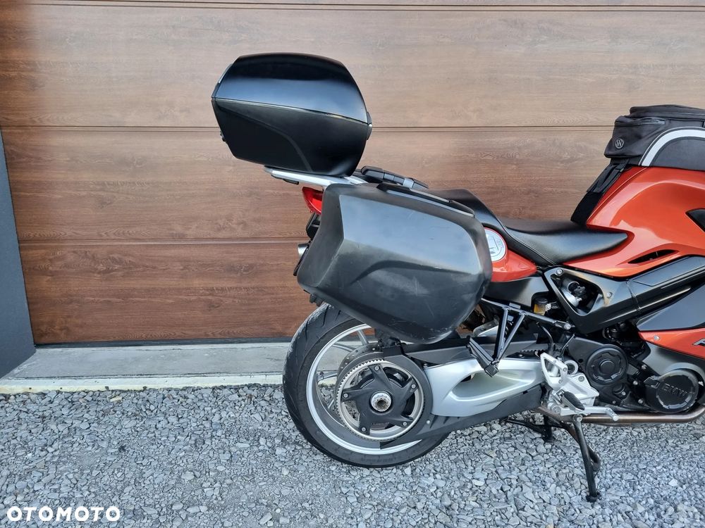 BMW F - 20