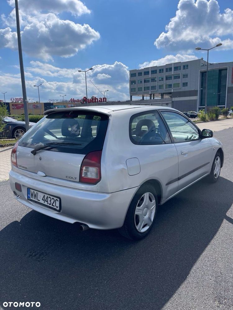 Mitsubishi Colt - 6