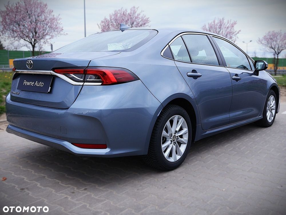 Toyota Corolla - 10