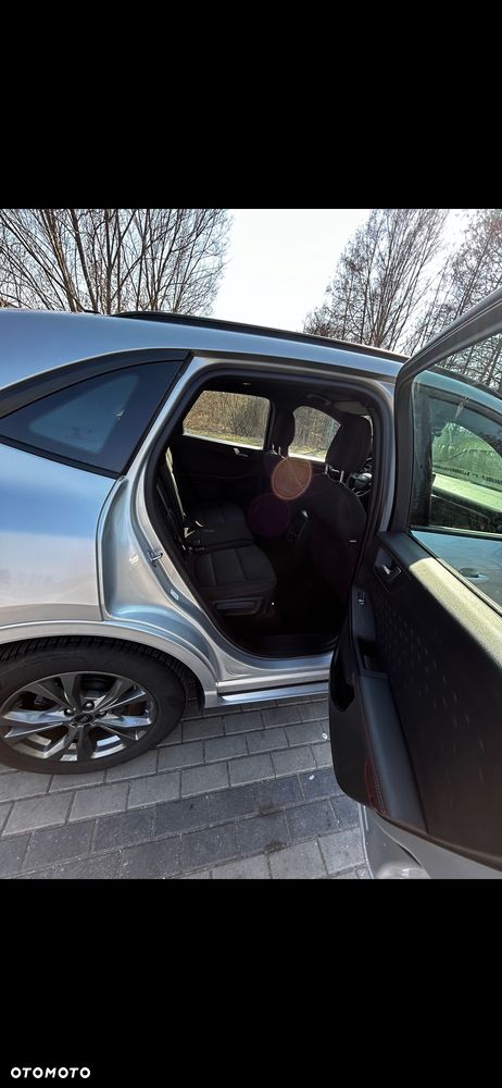 Ford Kuga 2.0 EcoBlue Hybrid ST-LINE - 21