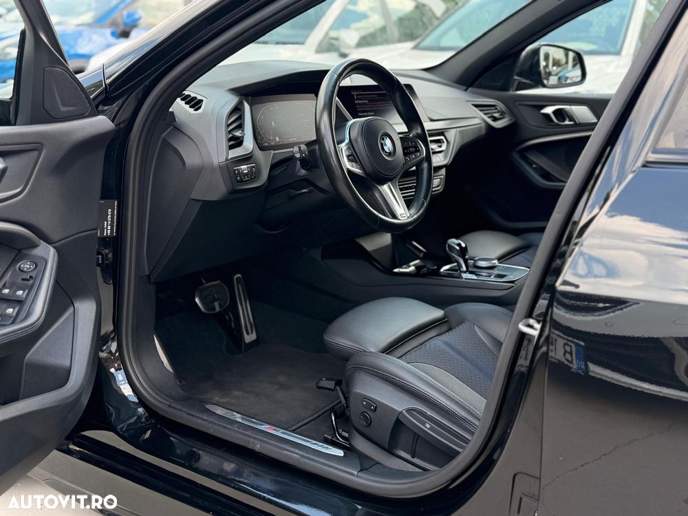 BMW Seria 1 118i Aut. M Sport - 23