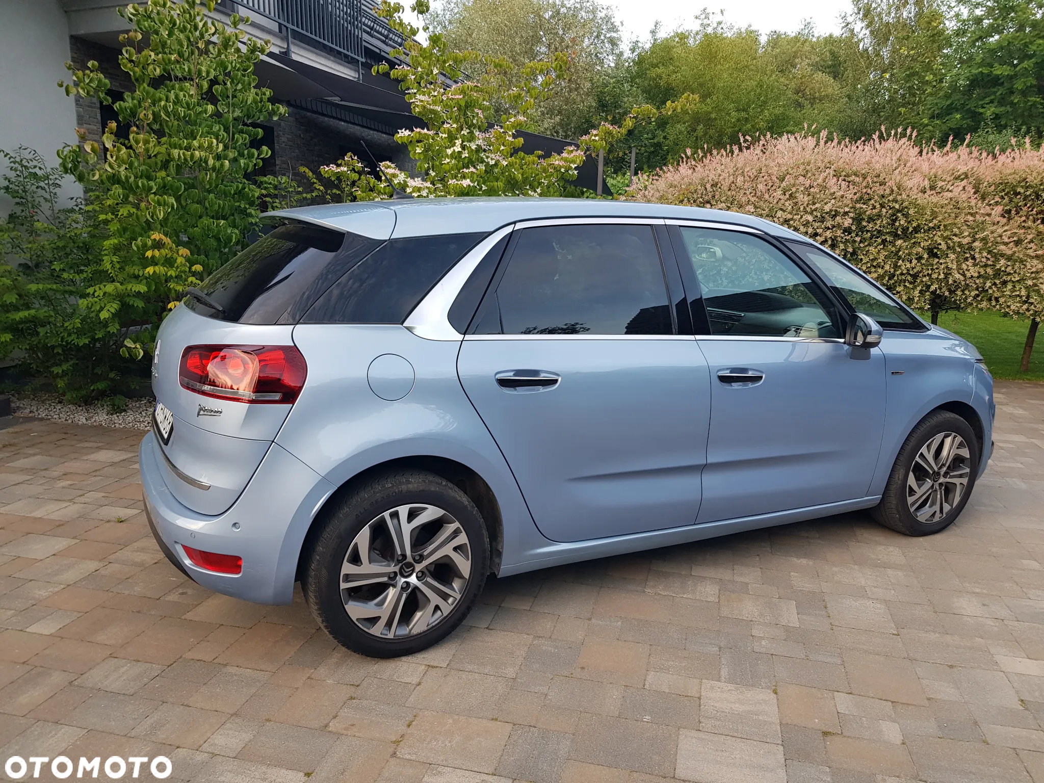 Citroën C4 Picasso 1.6 e-HDi Exclusive - 4
