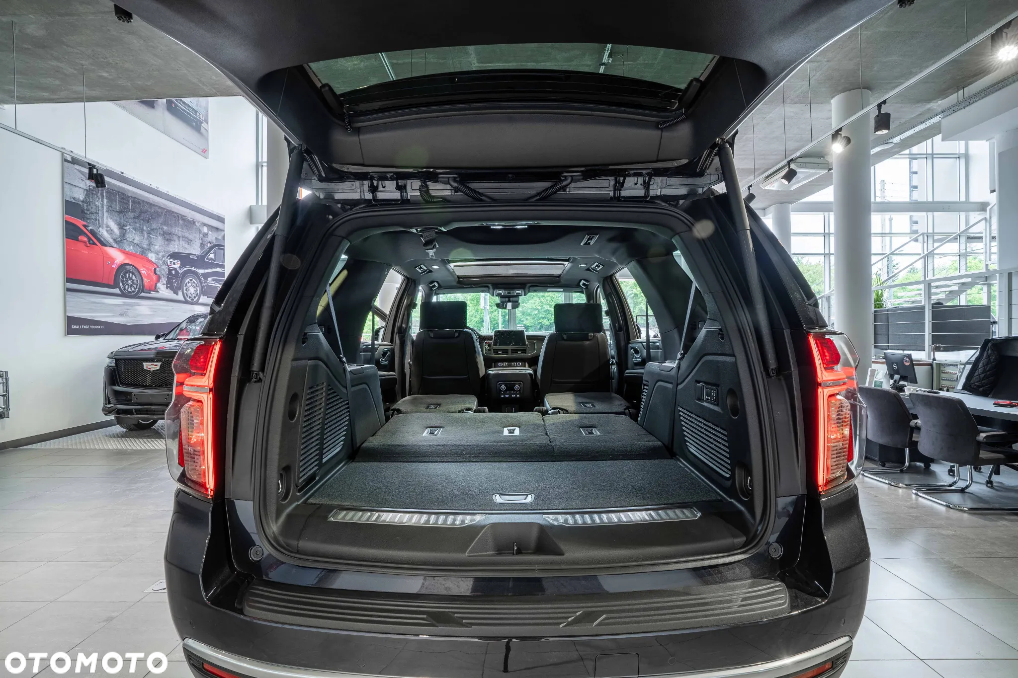 Chevrolet Tahoe - 26
