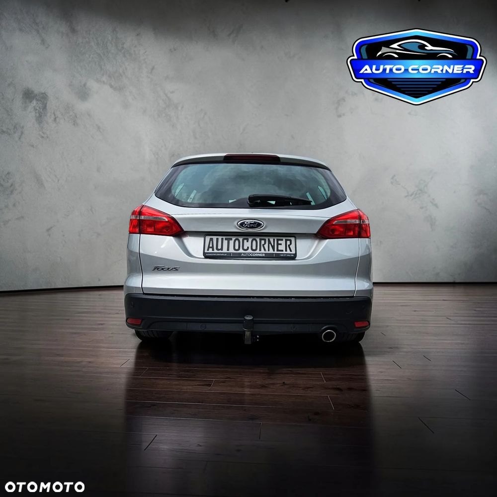 Ford Focus 2.0 TDCi Titanium ASS - 4