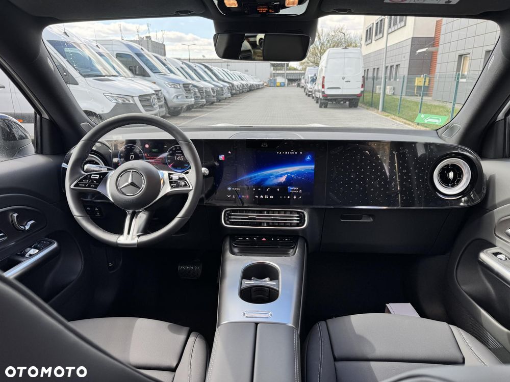Mercedes-Benz GLB 250+ EQ 85kWh - 13