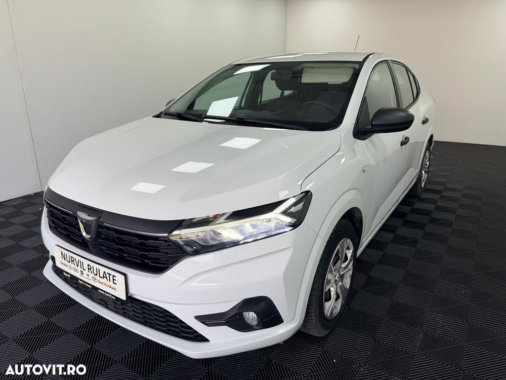 Dacia Logan TCe 90 Essential - 11