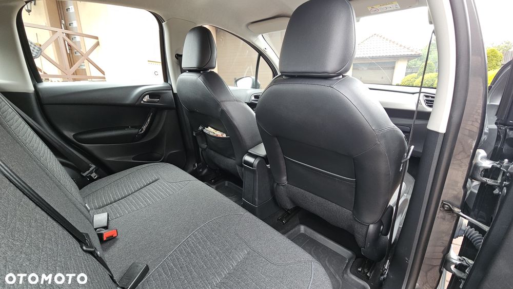 Citroën C3 1.6 BlueHDi Shine S&S - 17