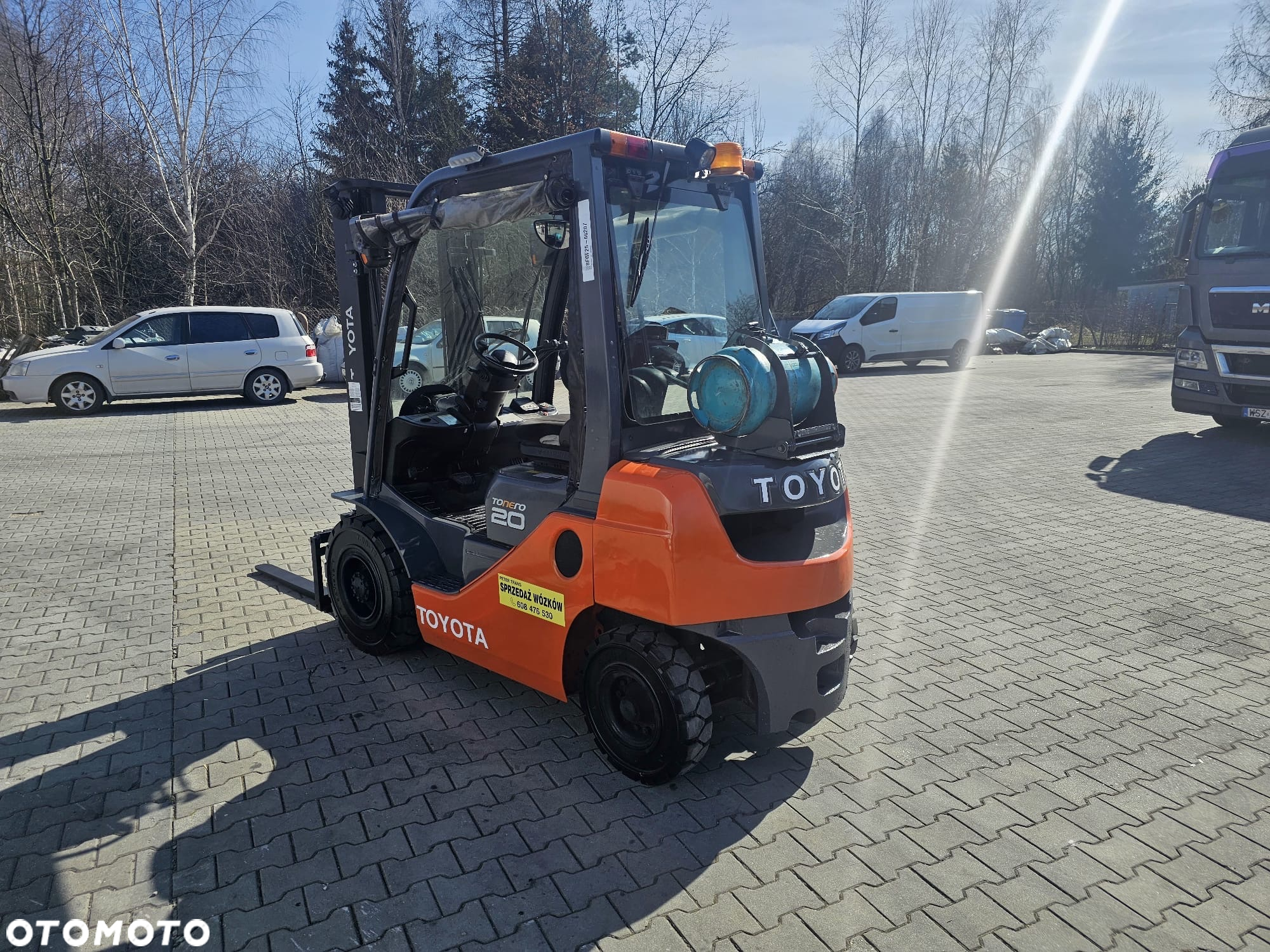 Toyota - 3