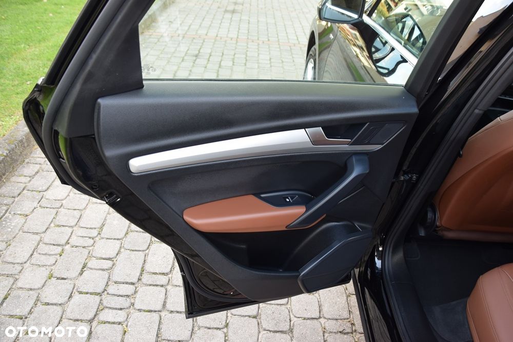 Audi Q5 35 TDI S tronic S line - 32