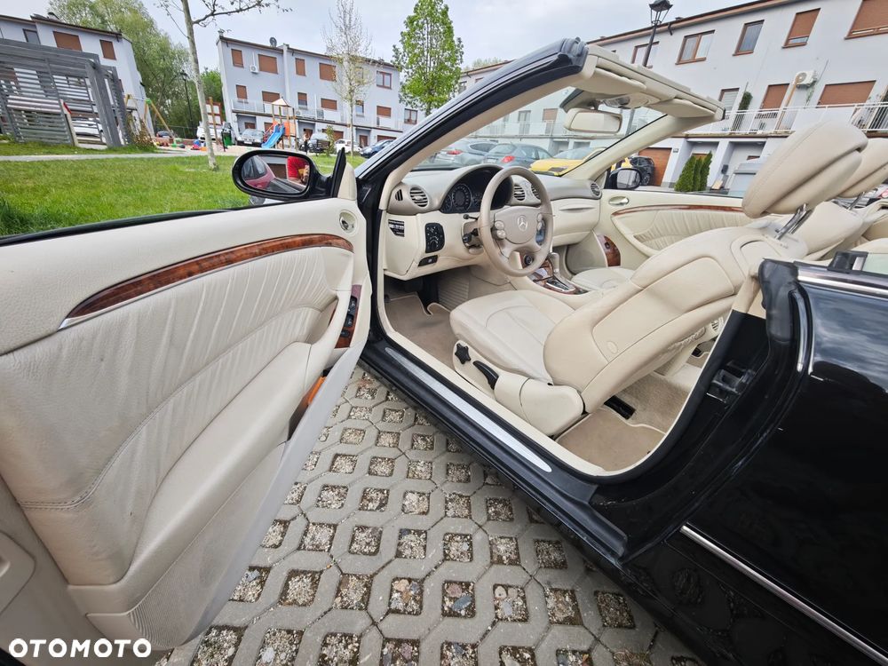 Mercedes-Benz CLK - 6