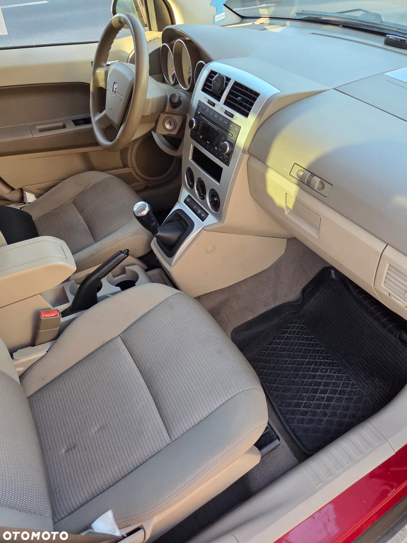 Dodge Caliber 1.8 SE - 12