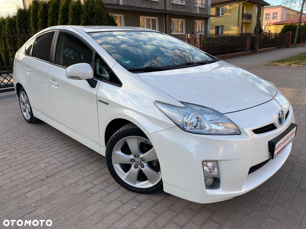 Toyota Prius (Hybrid) Comfort - 30