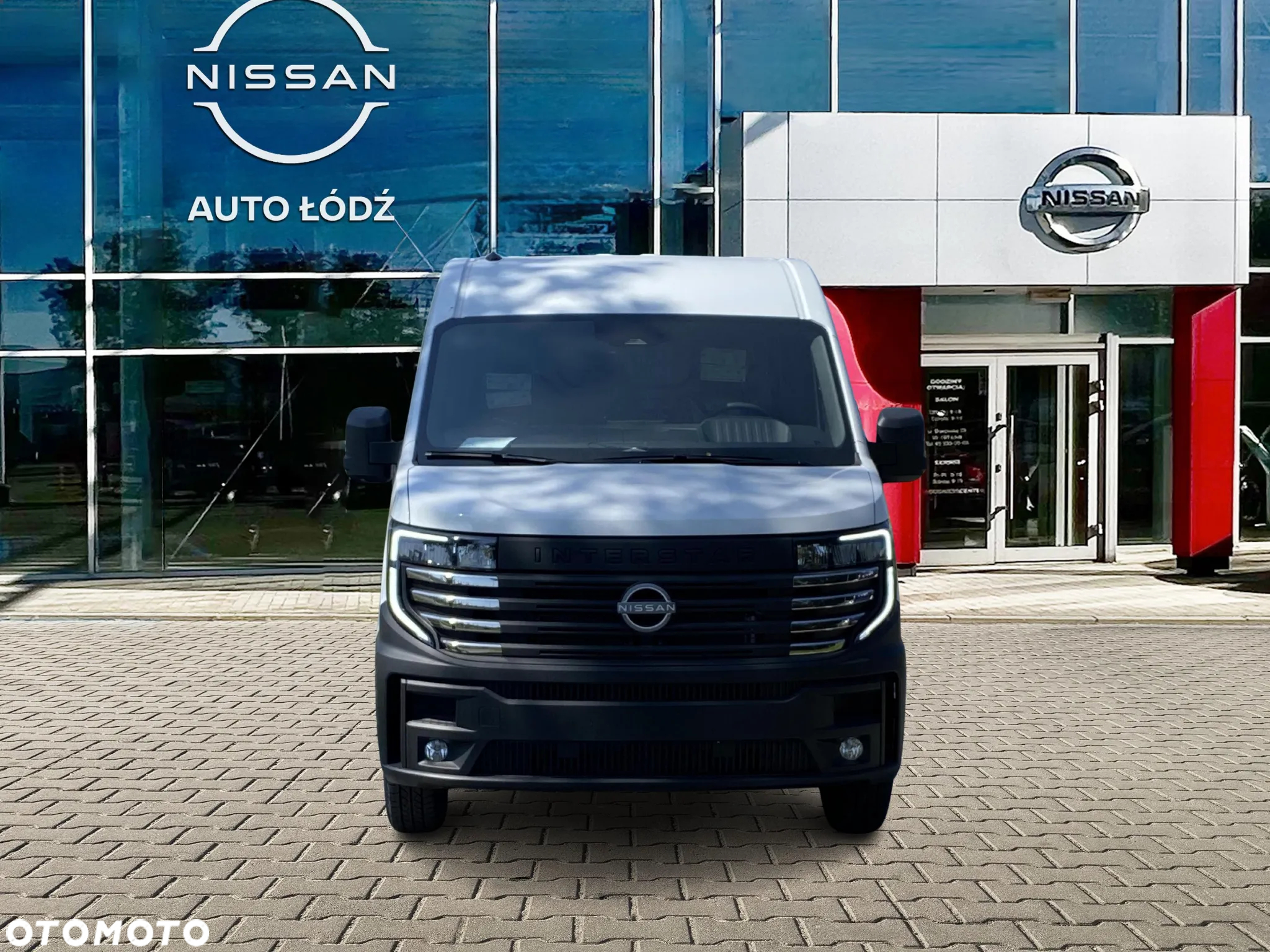 Nissan Interstar - 8