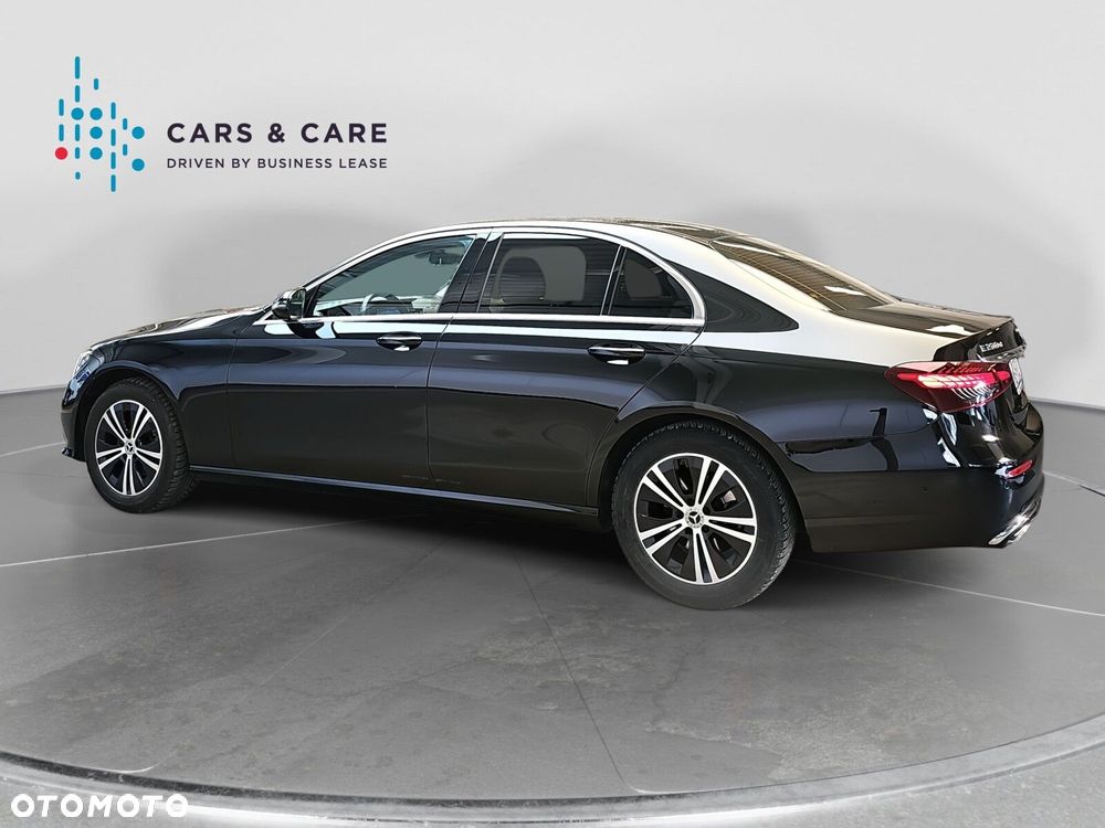 Mercedes-Benz Klasa E 220 d - 32