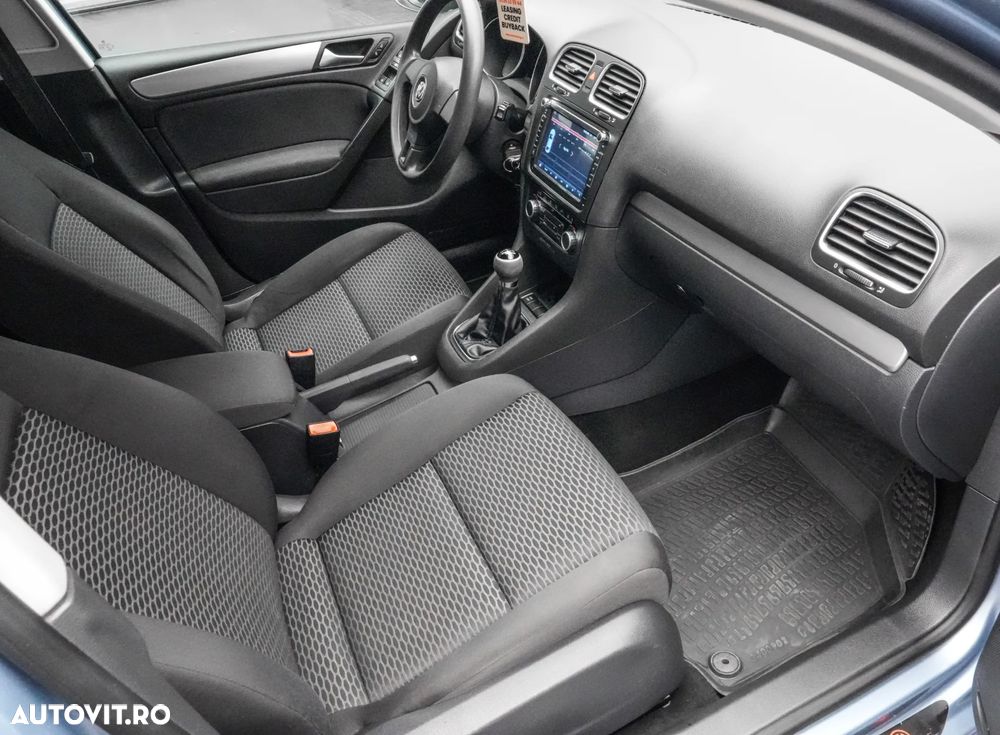 Volkswagen Golf 1.6 Edition - 12